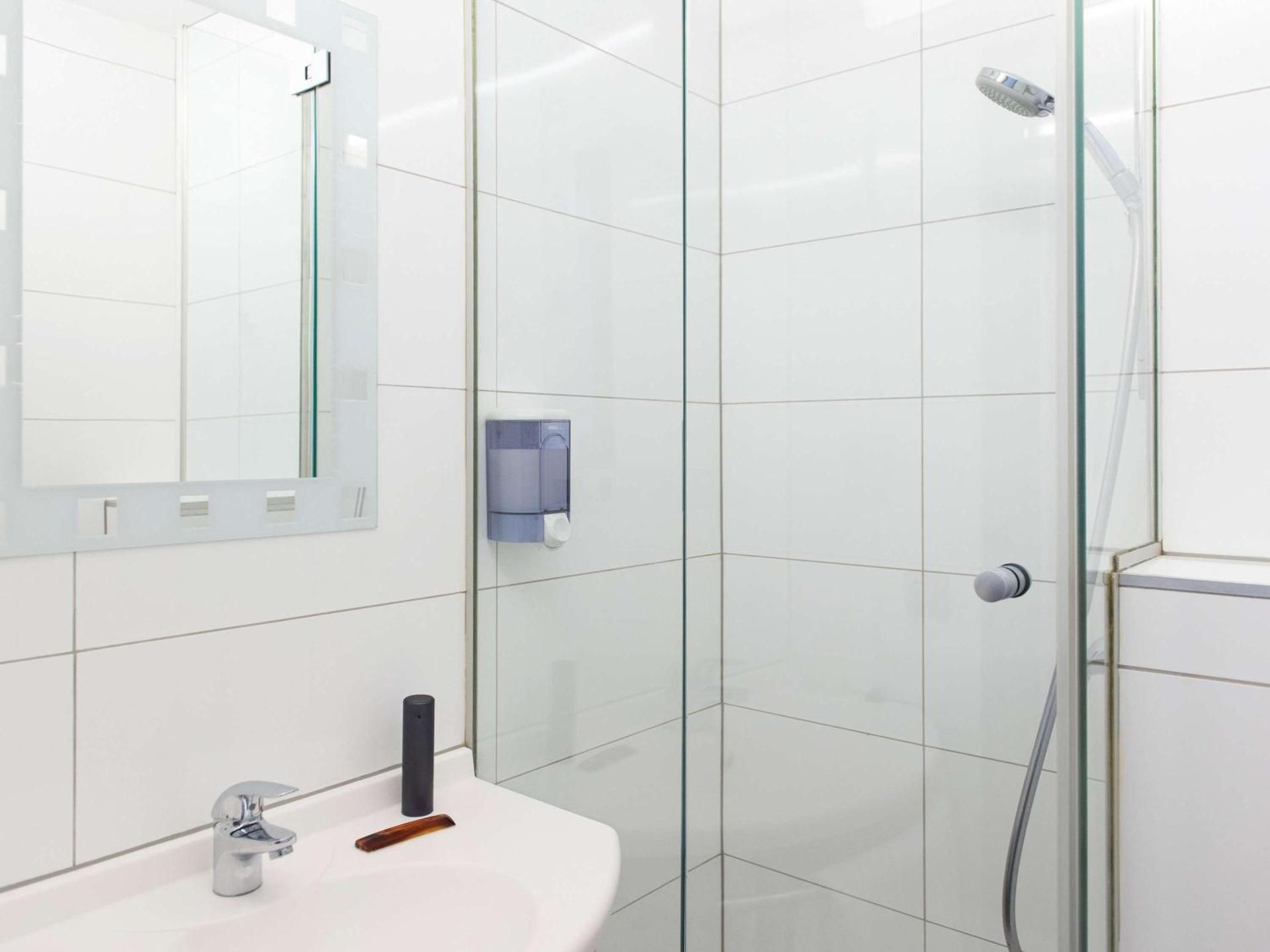 ibis Styles La Louvière Standard Twin Room 3