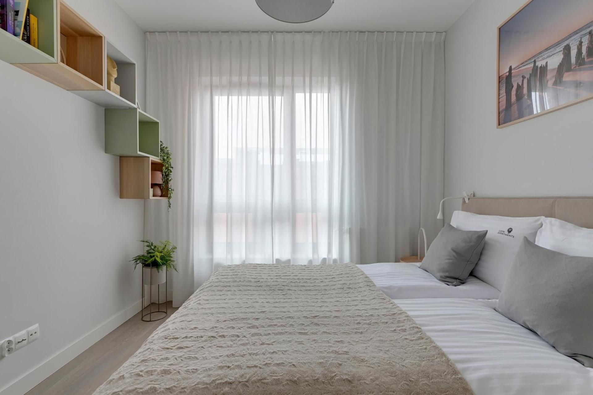 One-Bedroom Apartment with Balcony