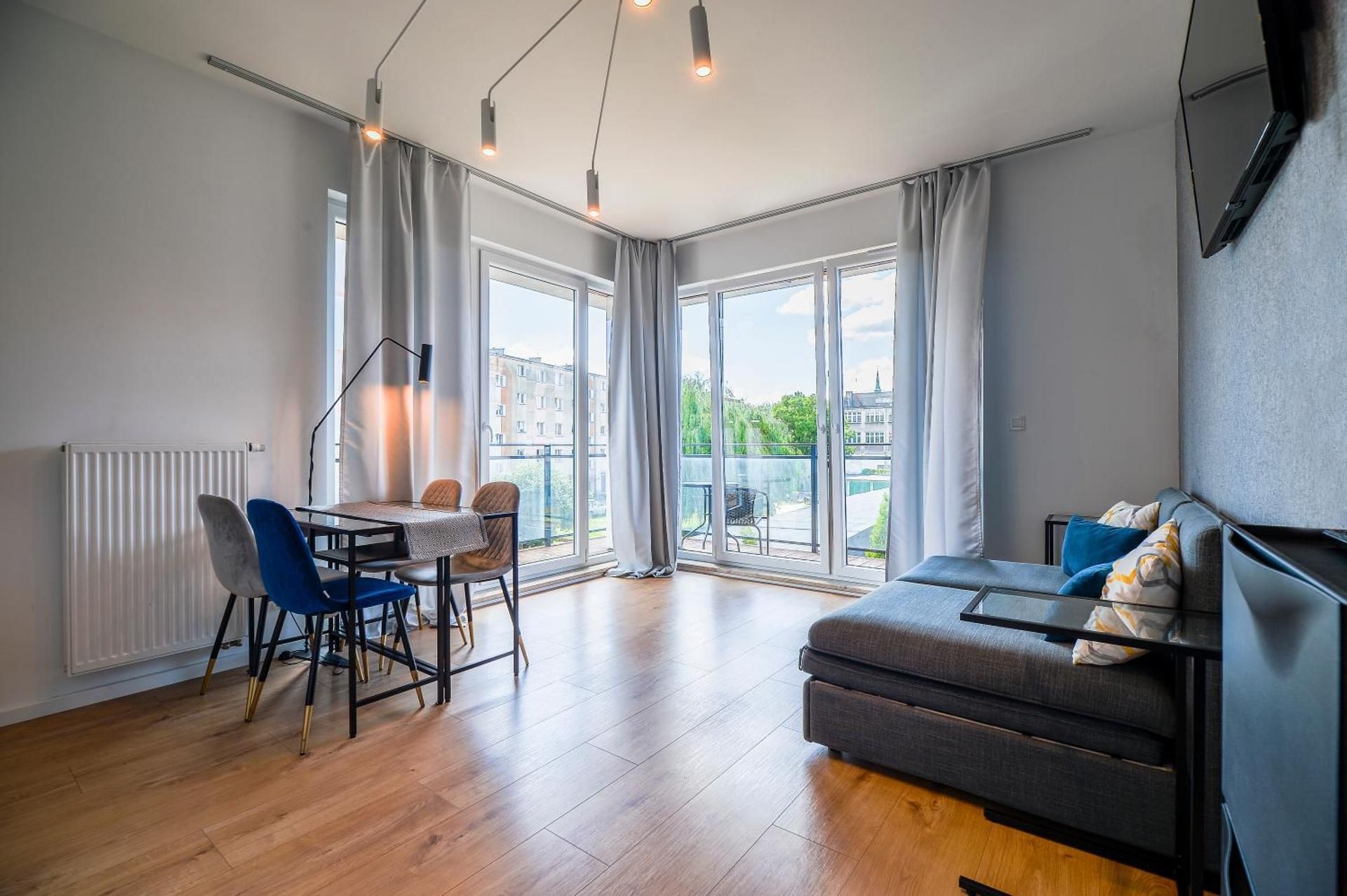 Apartment with Balcony