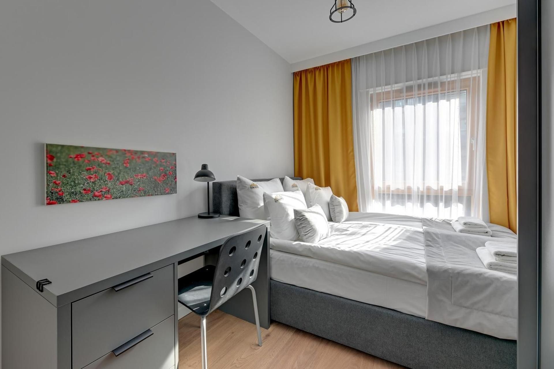 Deluxe Two-Bedroom Apartment