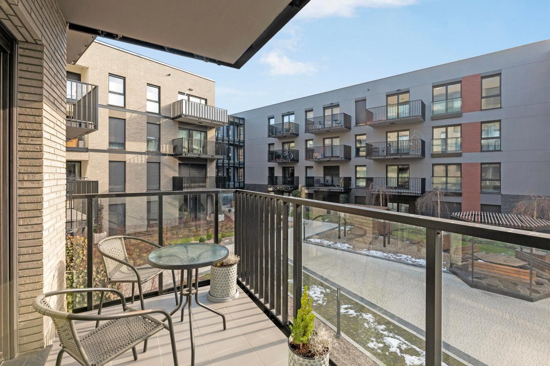 Deluxe Two-Bedroom Apartment