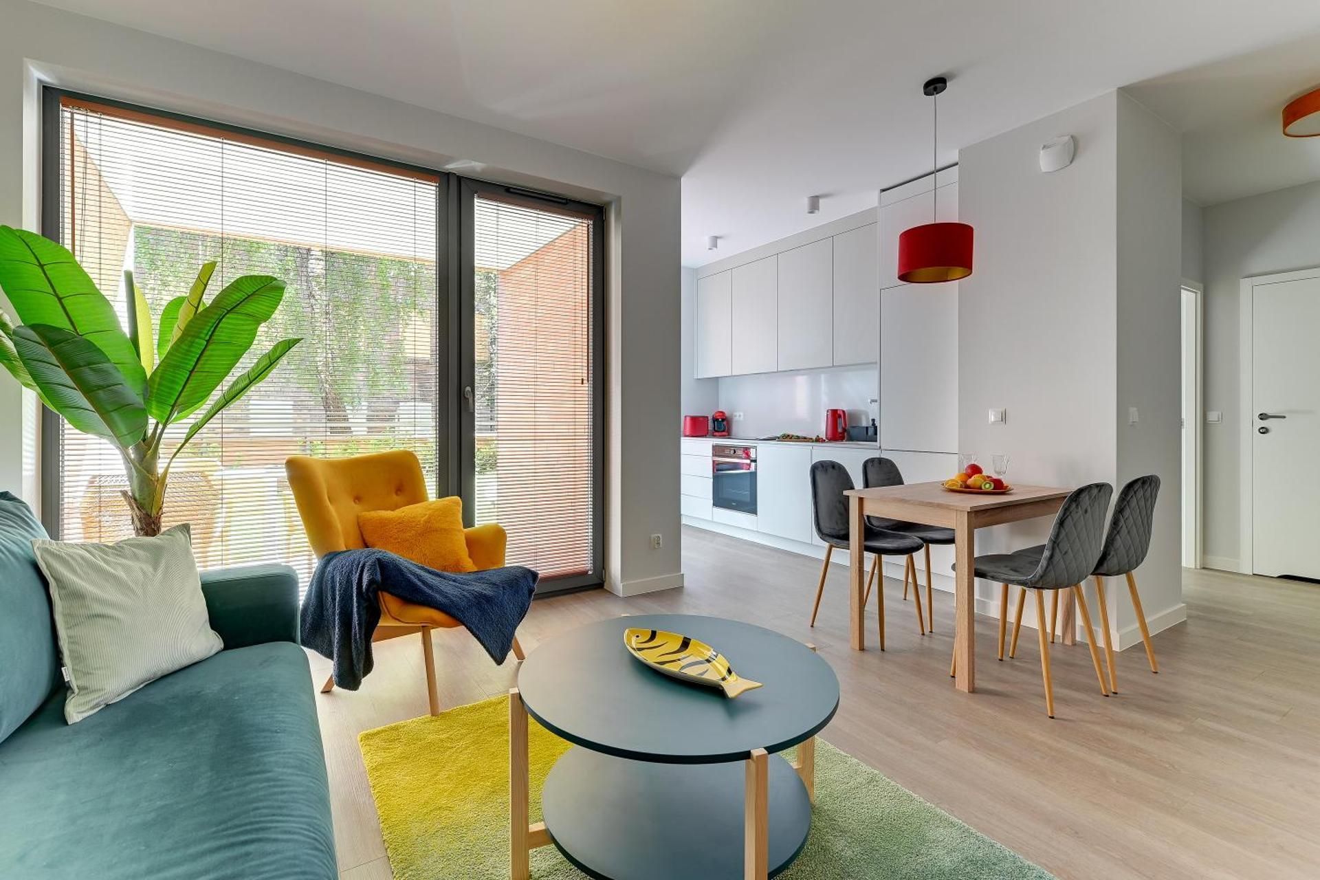 One-Bedroom Apartment with Terrace