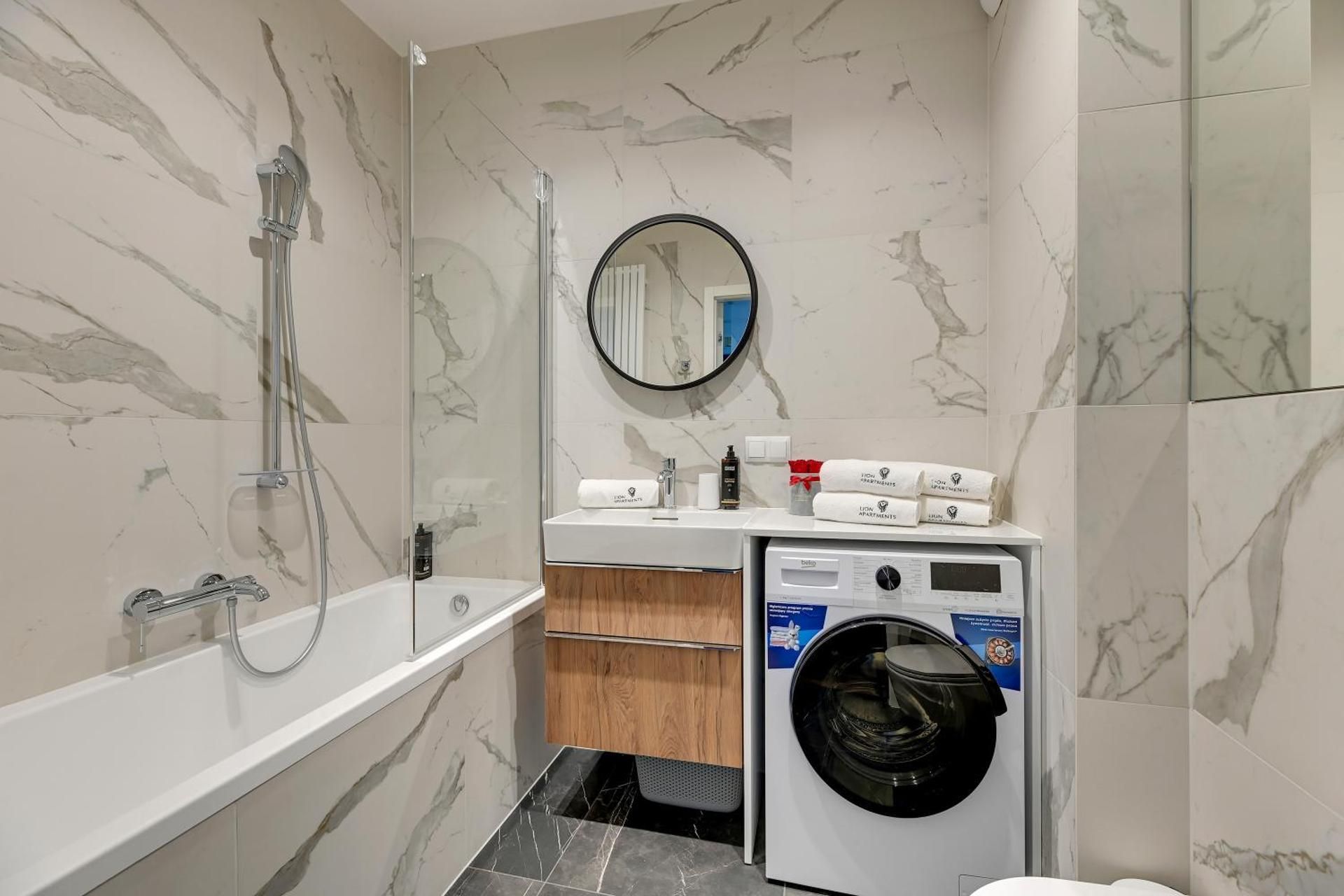 One-Bedroom Deluxe Apartment