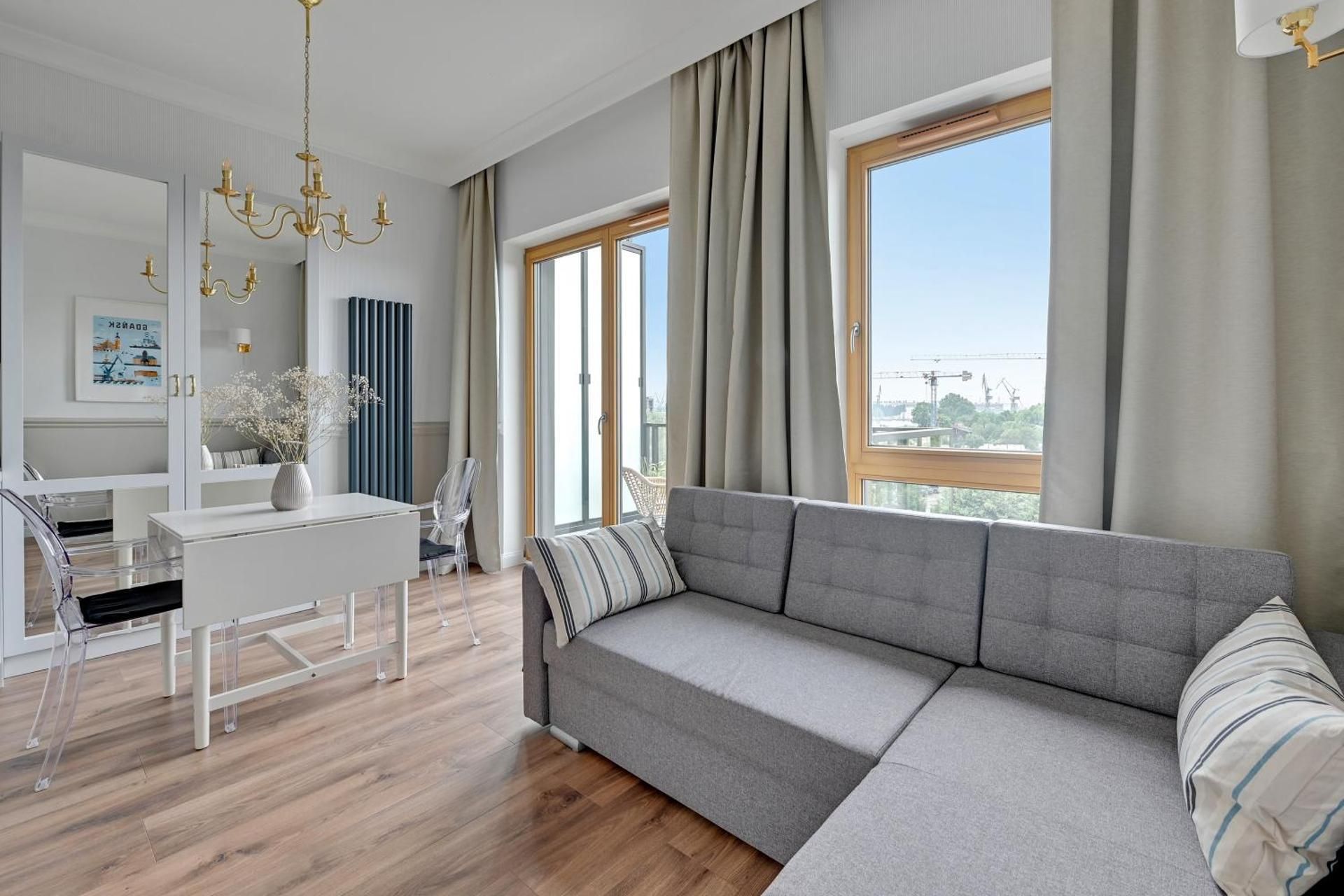 Studio with Sofa Bed