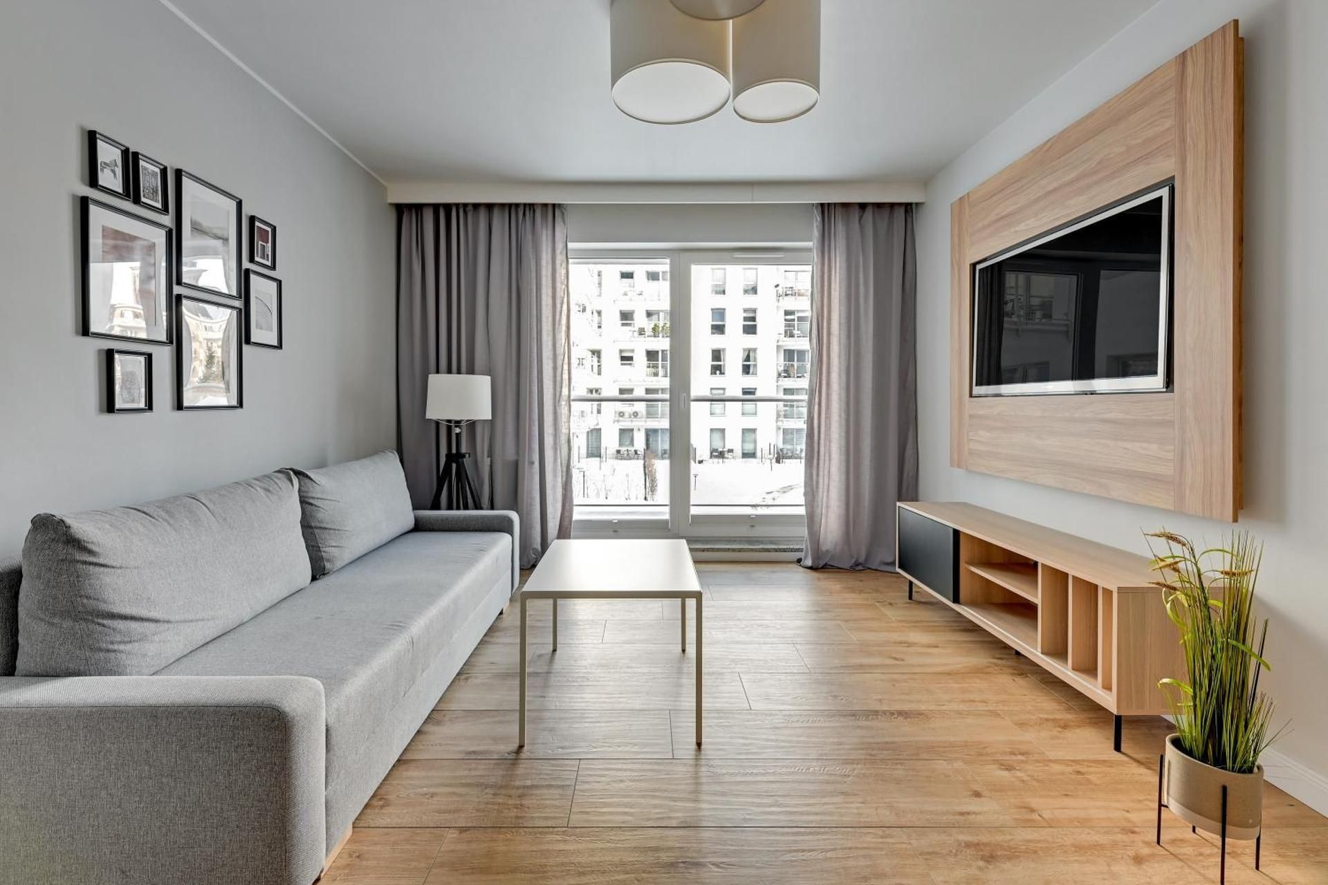 One-Bedroom Apartment