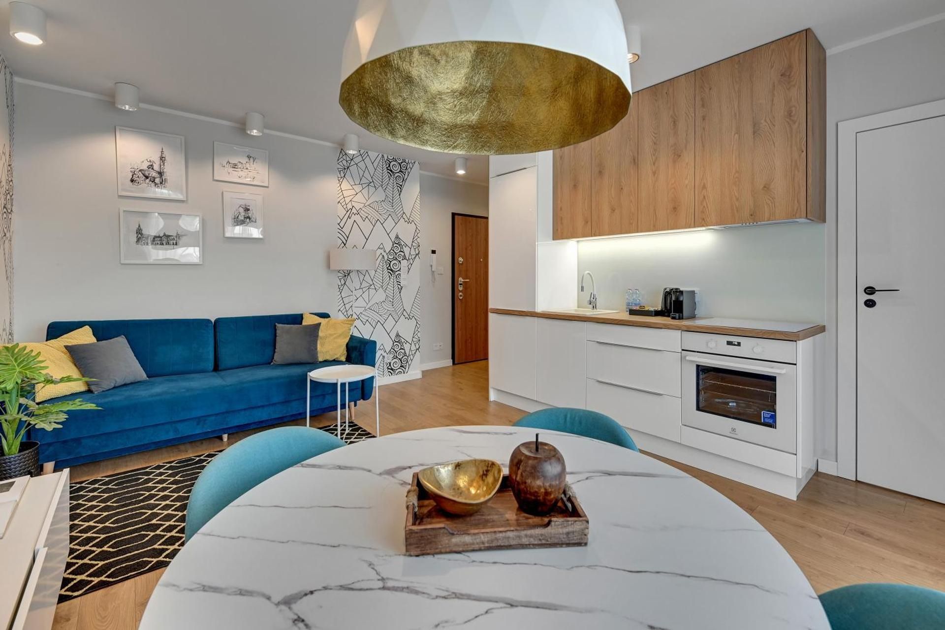 One-Bedroom Apartment with Balcony