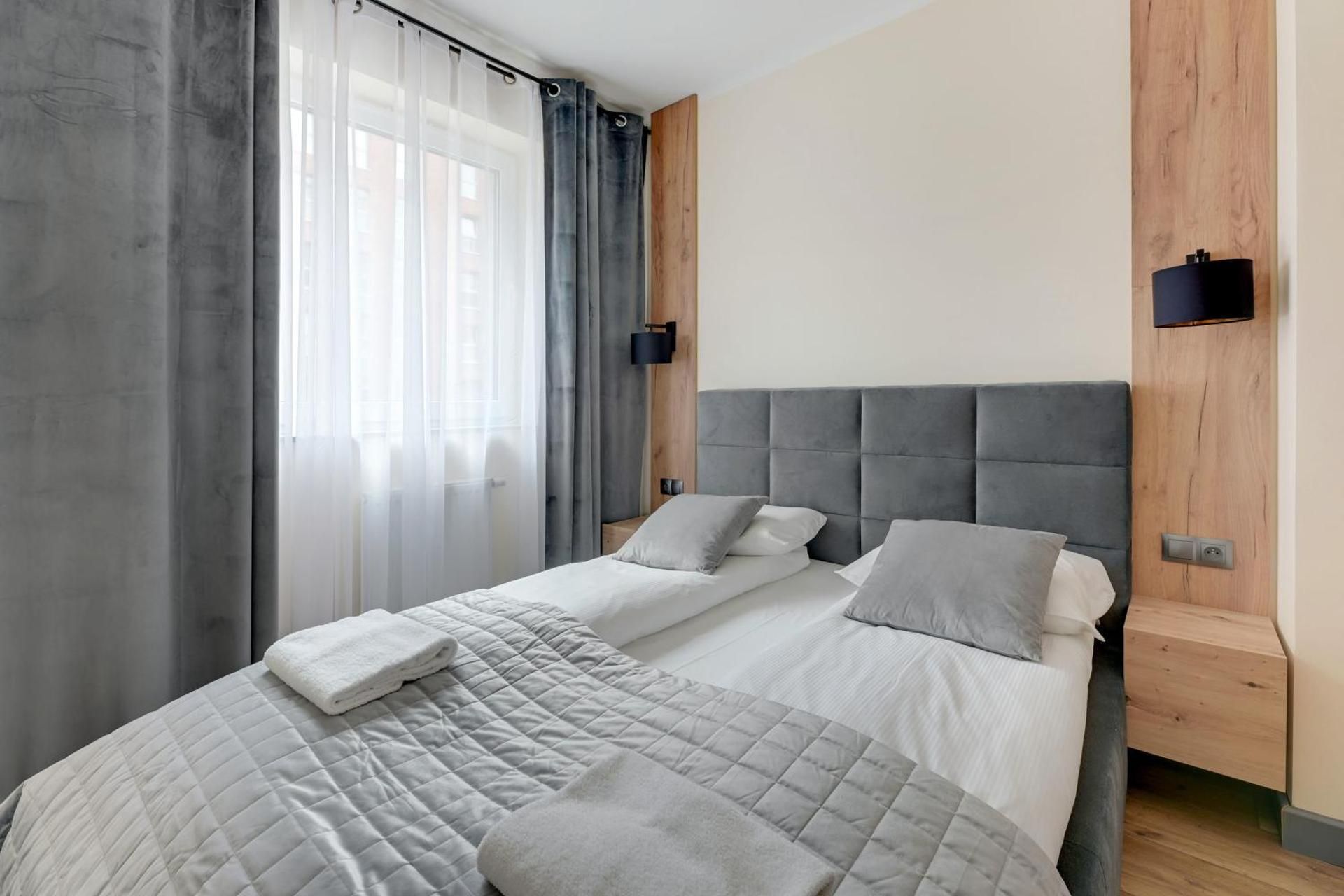 One-Bedroom Apartment (parking)
