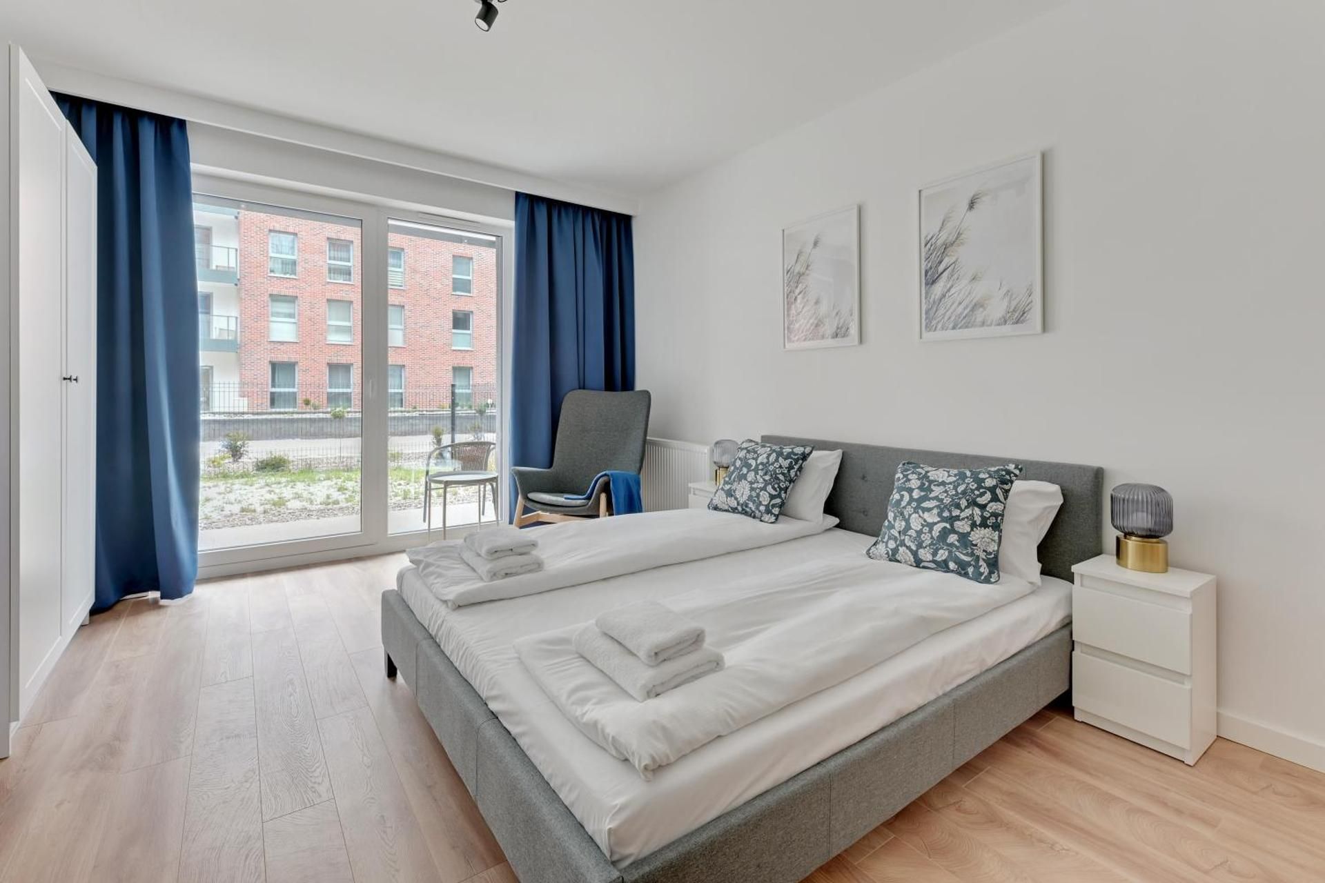 Studio Apartment (no parking)