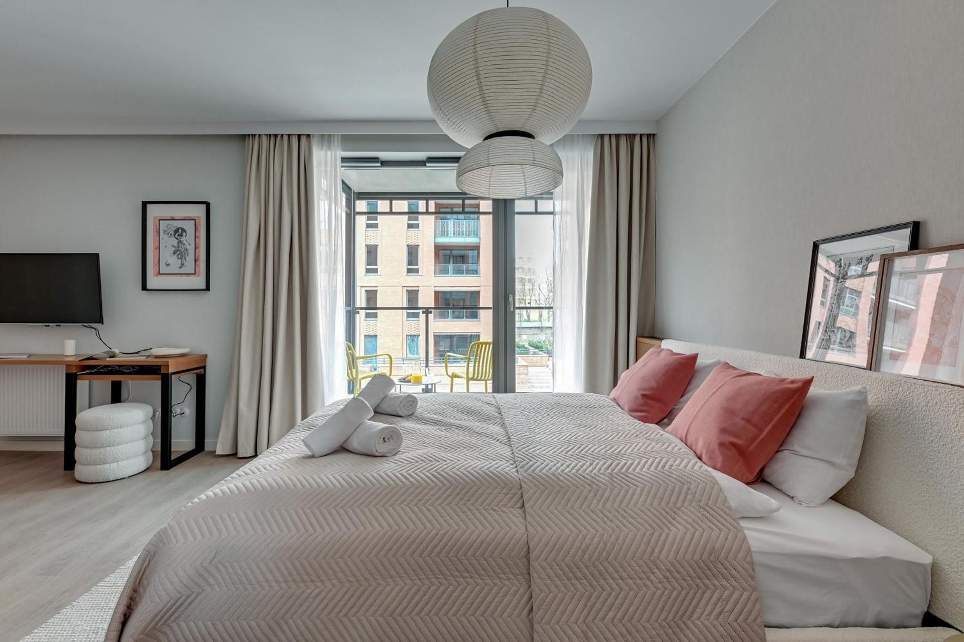 Studio Apartment