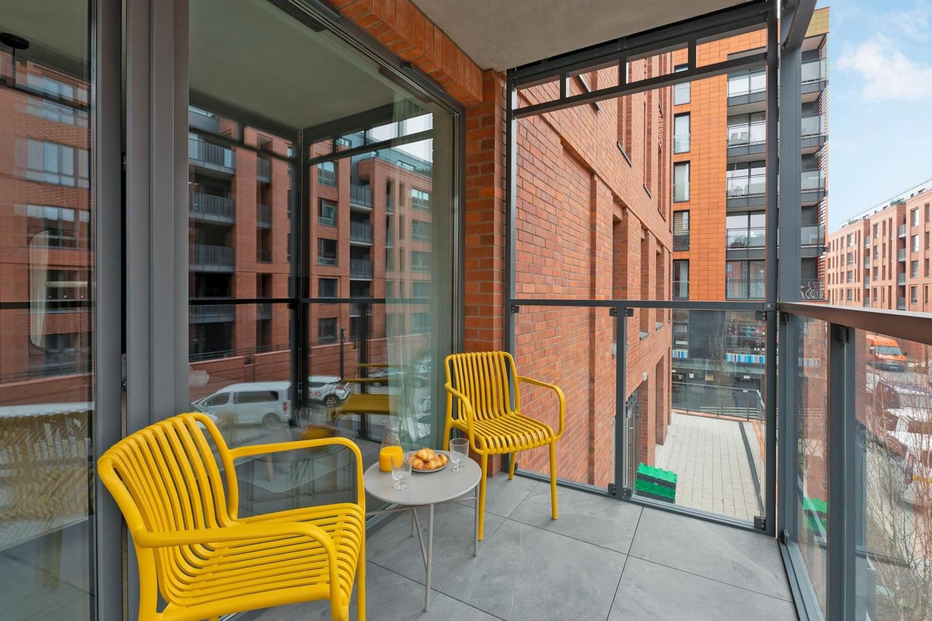 Studio Apartment