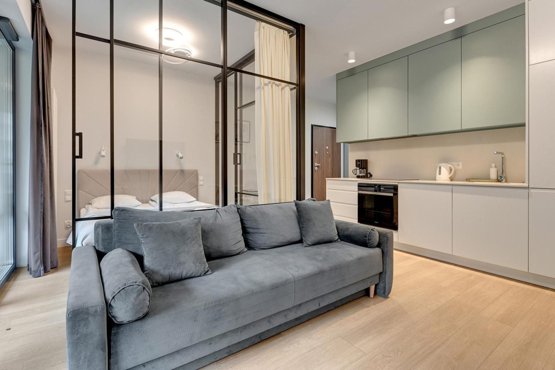 Scala Apartments by Blue Mandarin Studio with Sofa Bed - Łąkowa 60C street 2