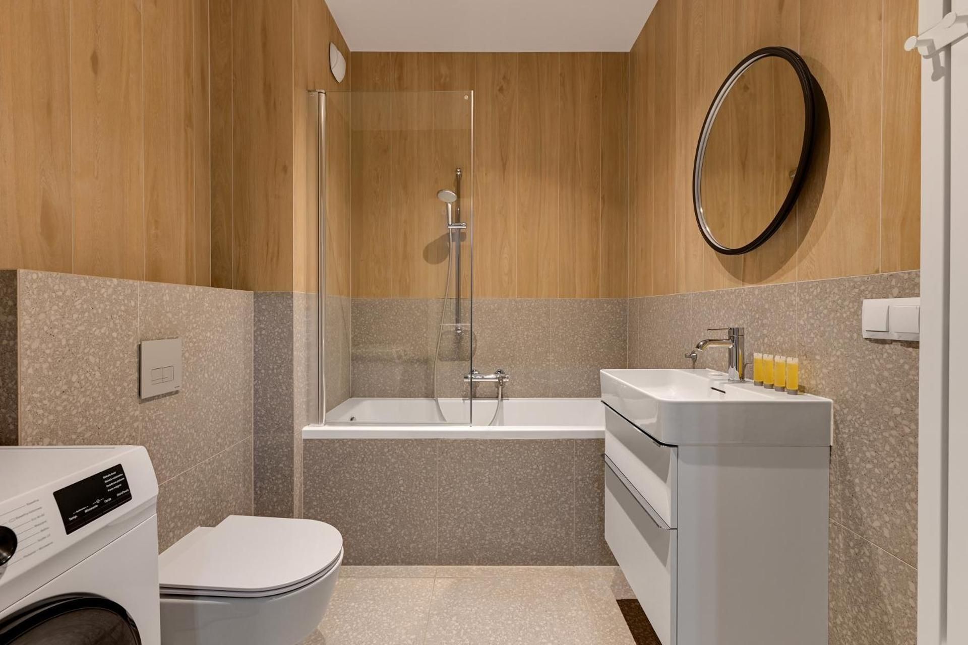 Scala Apartments by Blue Mandarin Studio with Sofa Bed - Łąkowa 60C street