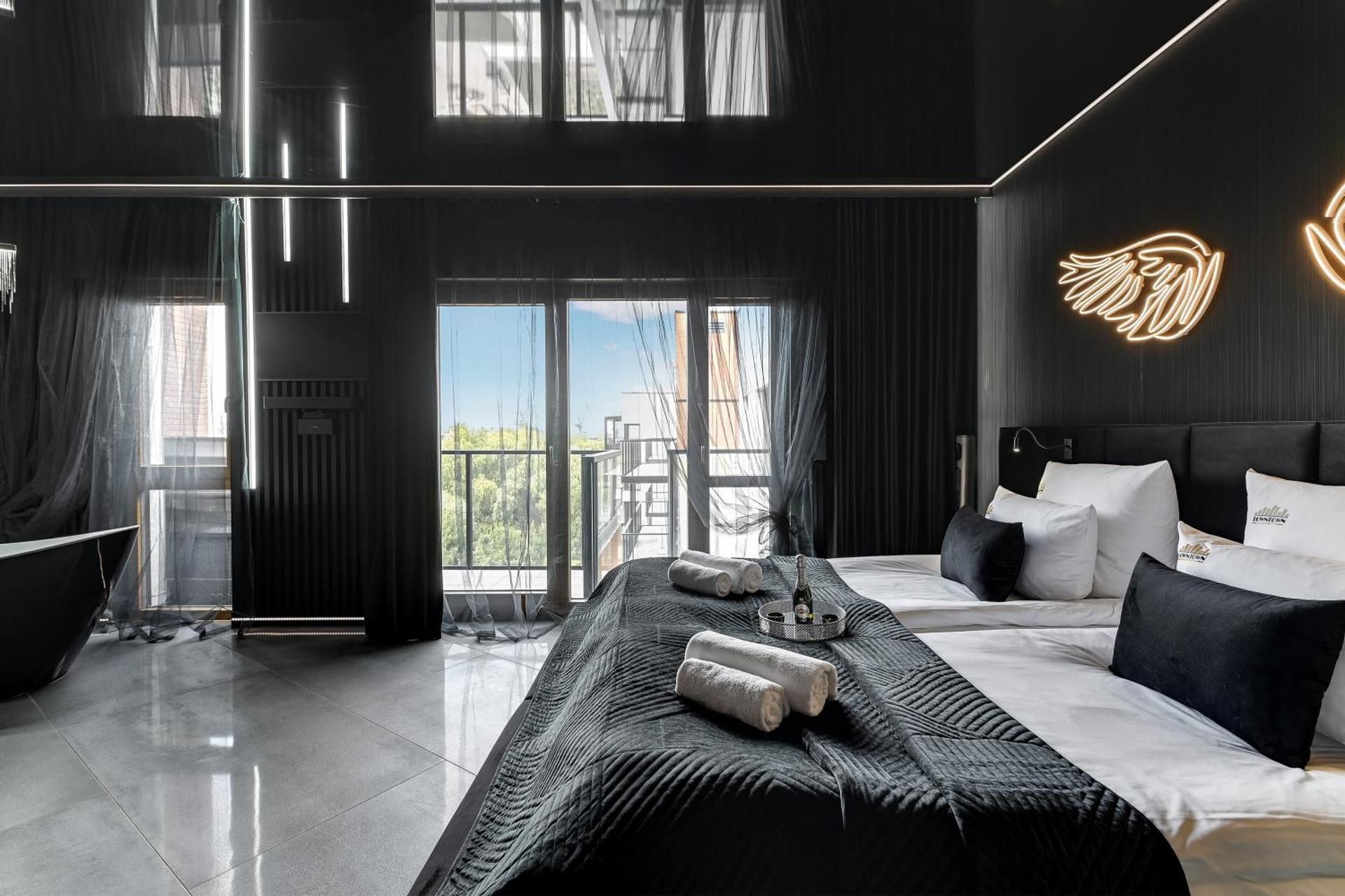 Superior Apartment with City View