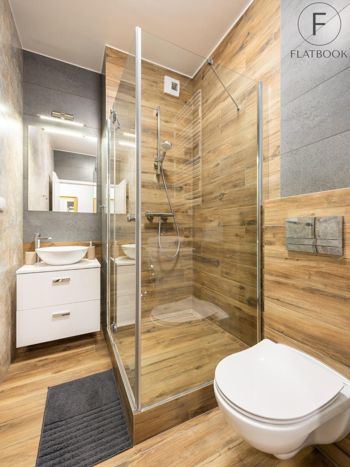 Flatbook - City Center Apartments Apartment with Balcony - Długie Ogrody 18a/30