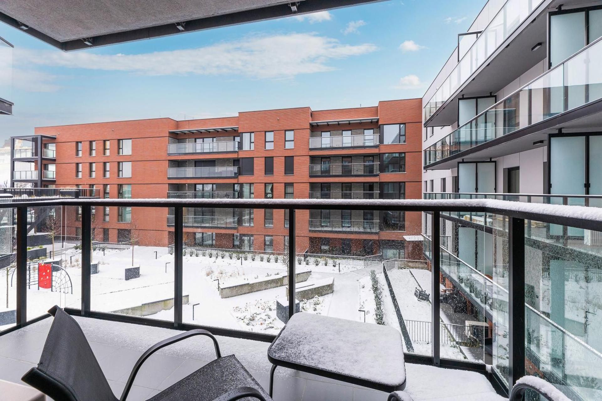 Nadmotlawie Estate Gym, Sauna & Parking by Downtown Apartments DELUXE APARTMENT 2