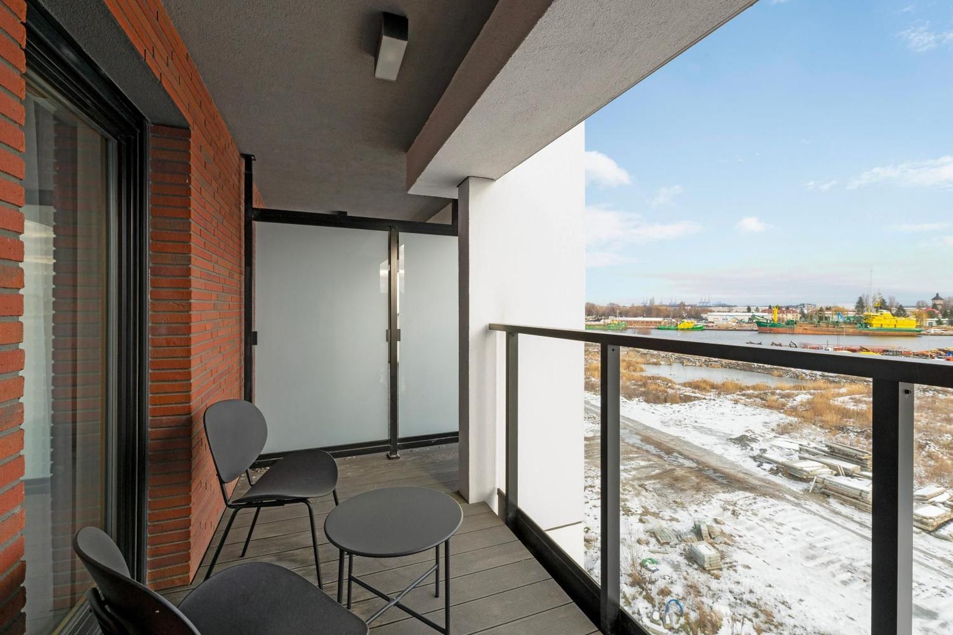 Apartment with Balcony