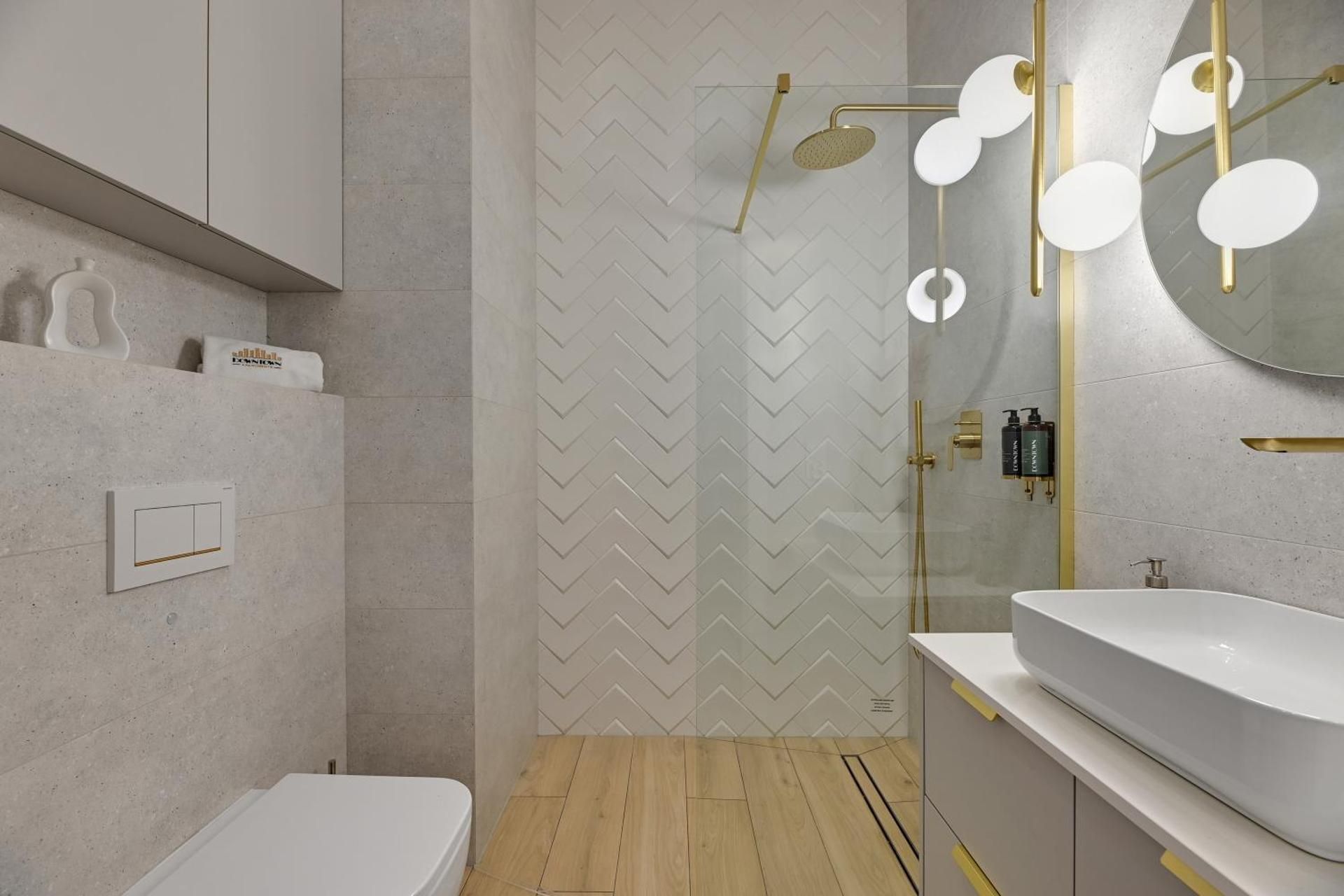 Two-Bedroom Deluxe Apartment