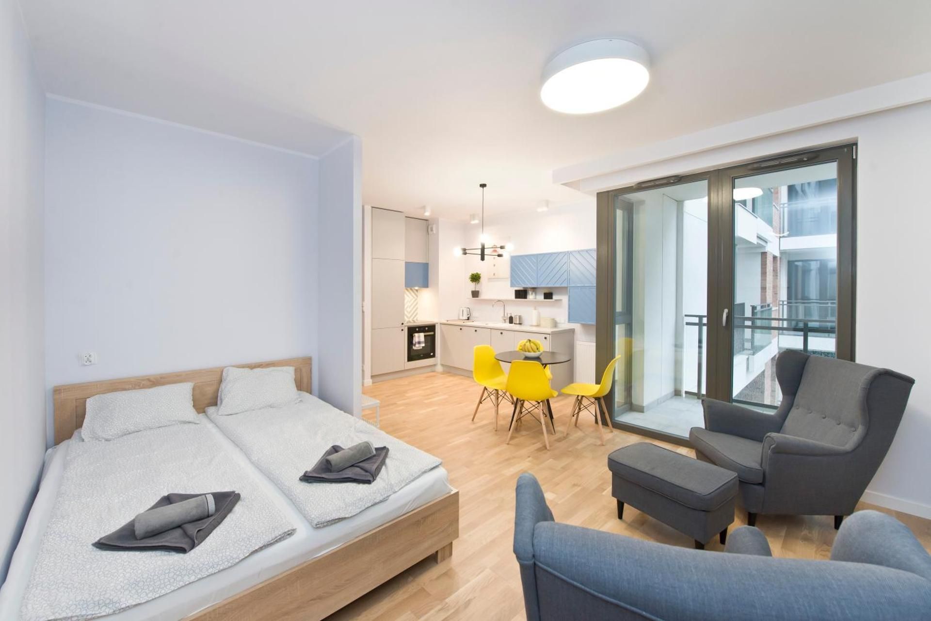 One-Bedroom Apartment