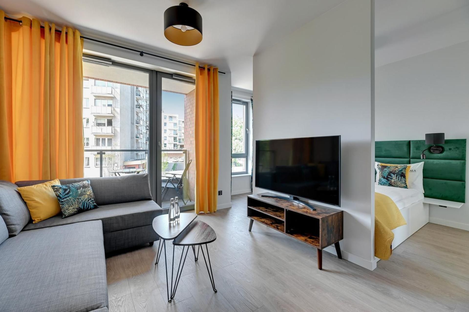 Studio Apartment with Balcony
