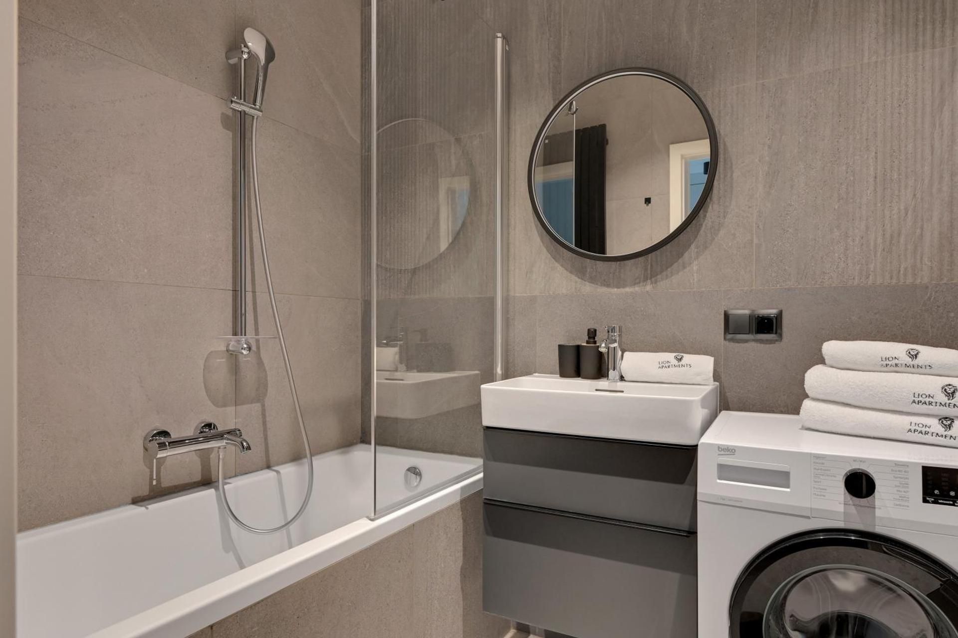 Studio Apartment