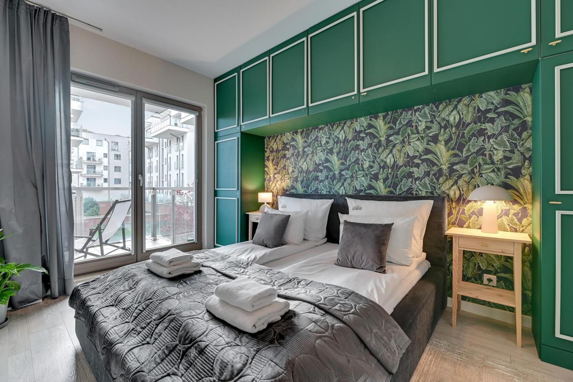 Deluxe King Suite