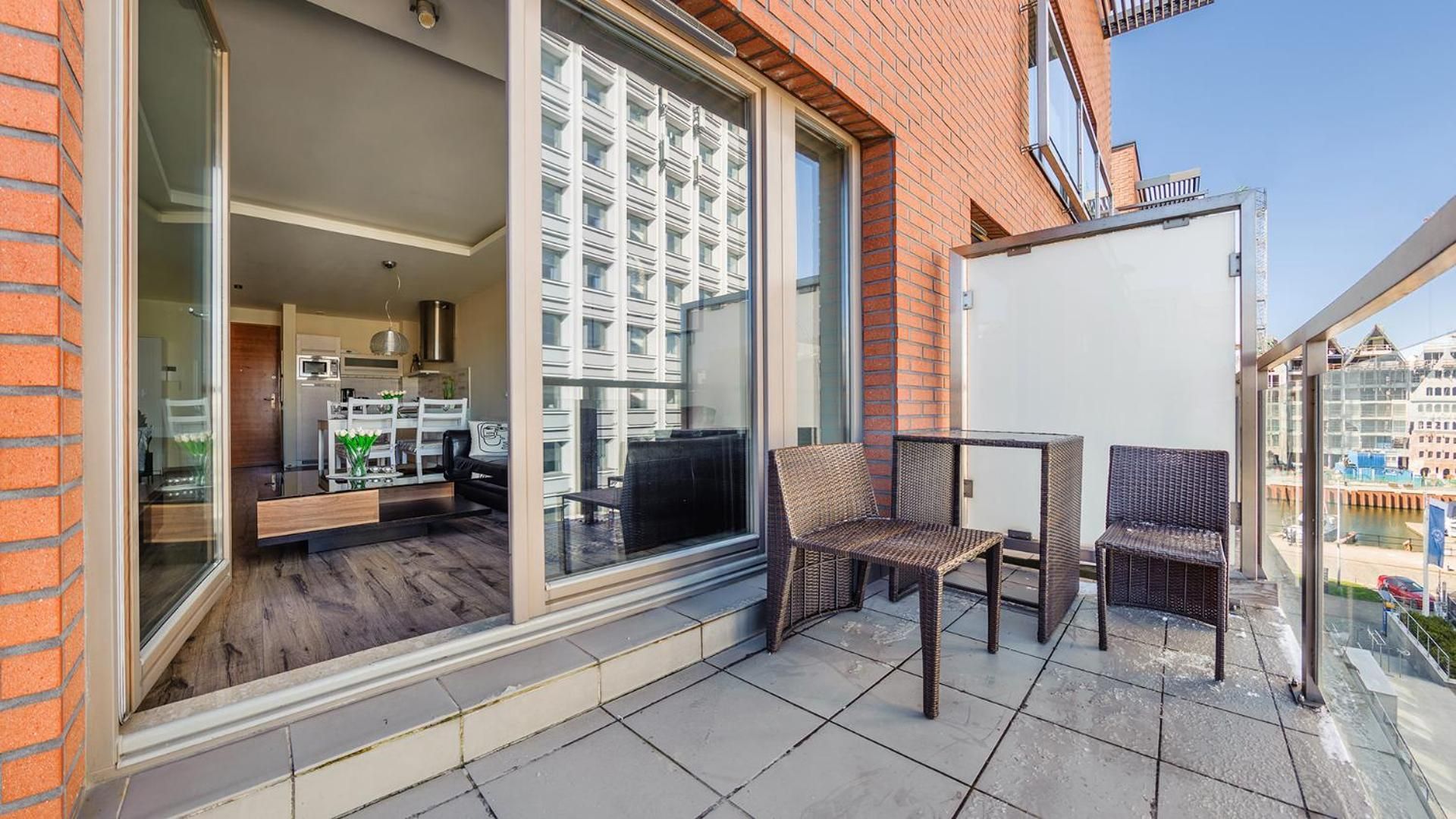 One-Bedroom Deluxe Apartment