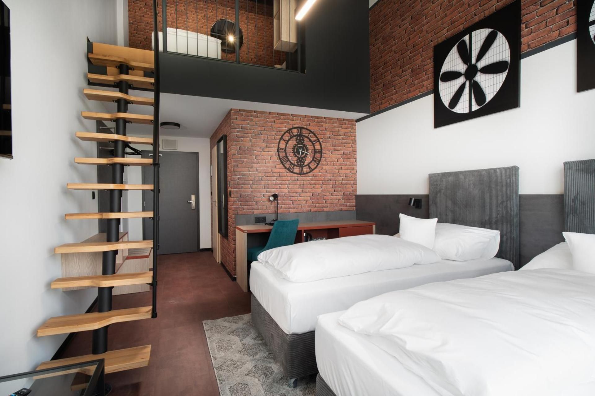 Studio Maisonette