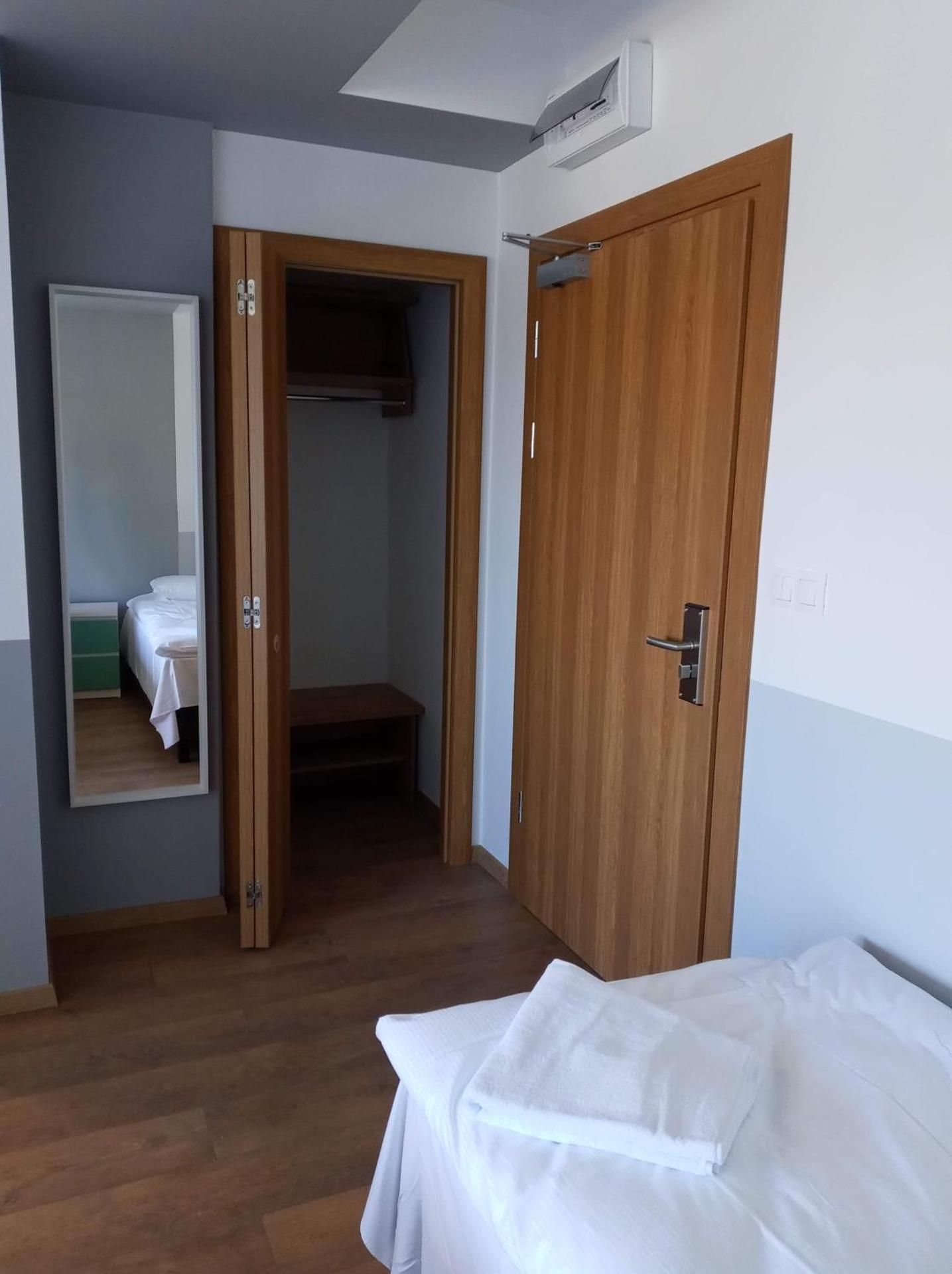 Twin Room - Disability Access