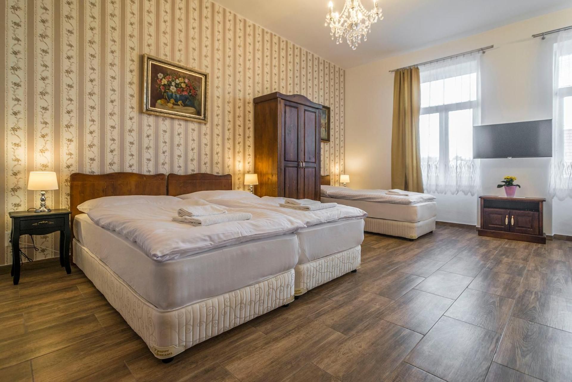 Deluxe Apartment (3 Adults)