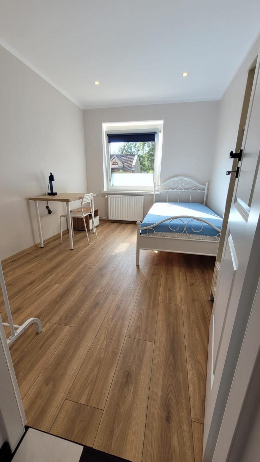 Standard Single Room with Shared Bathroom