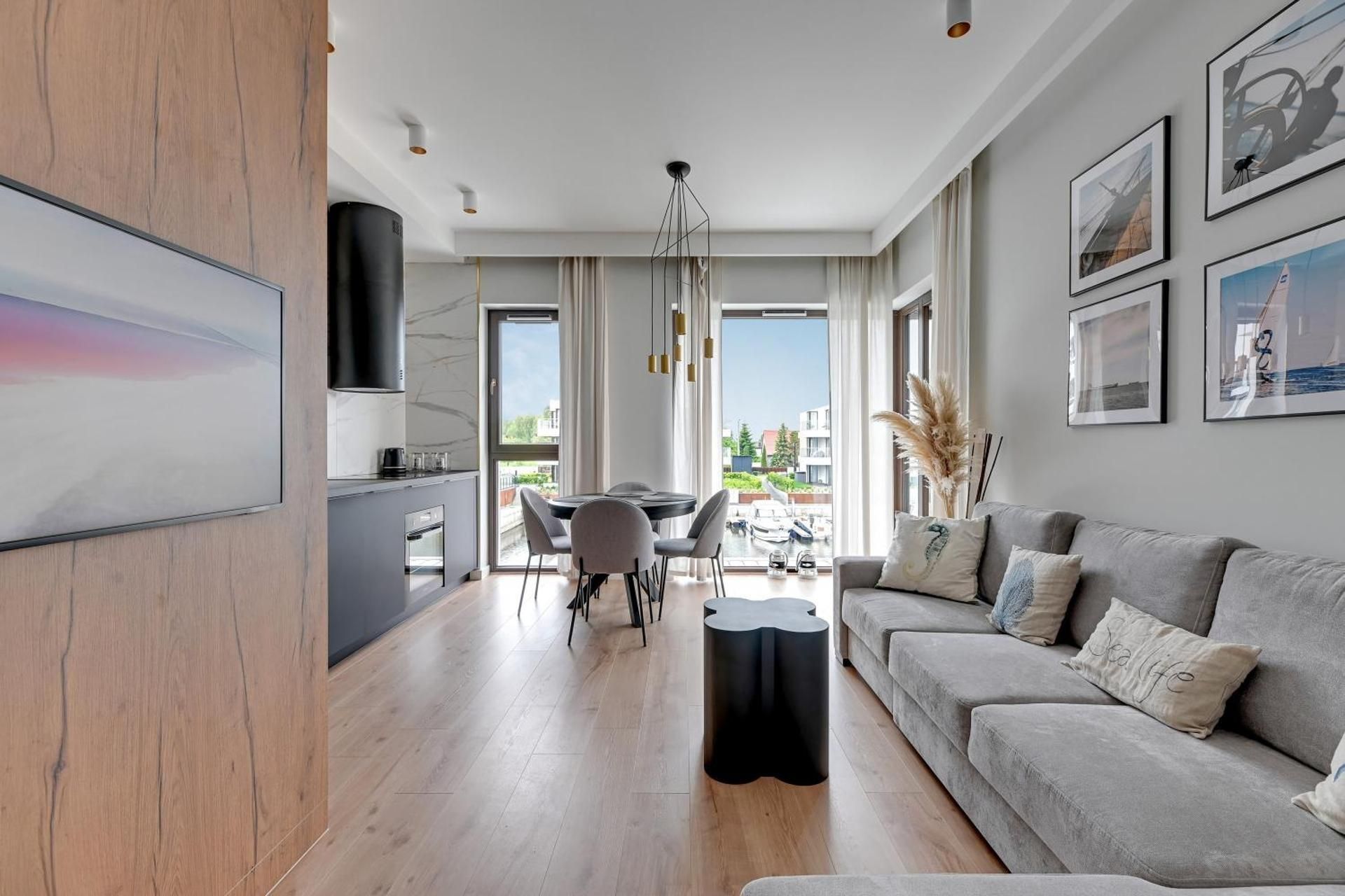 Two-Bedroom Apartment with Terrace