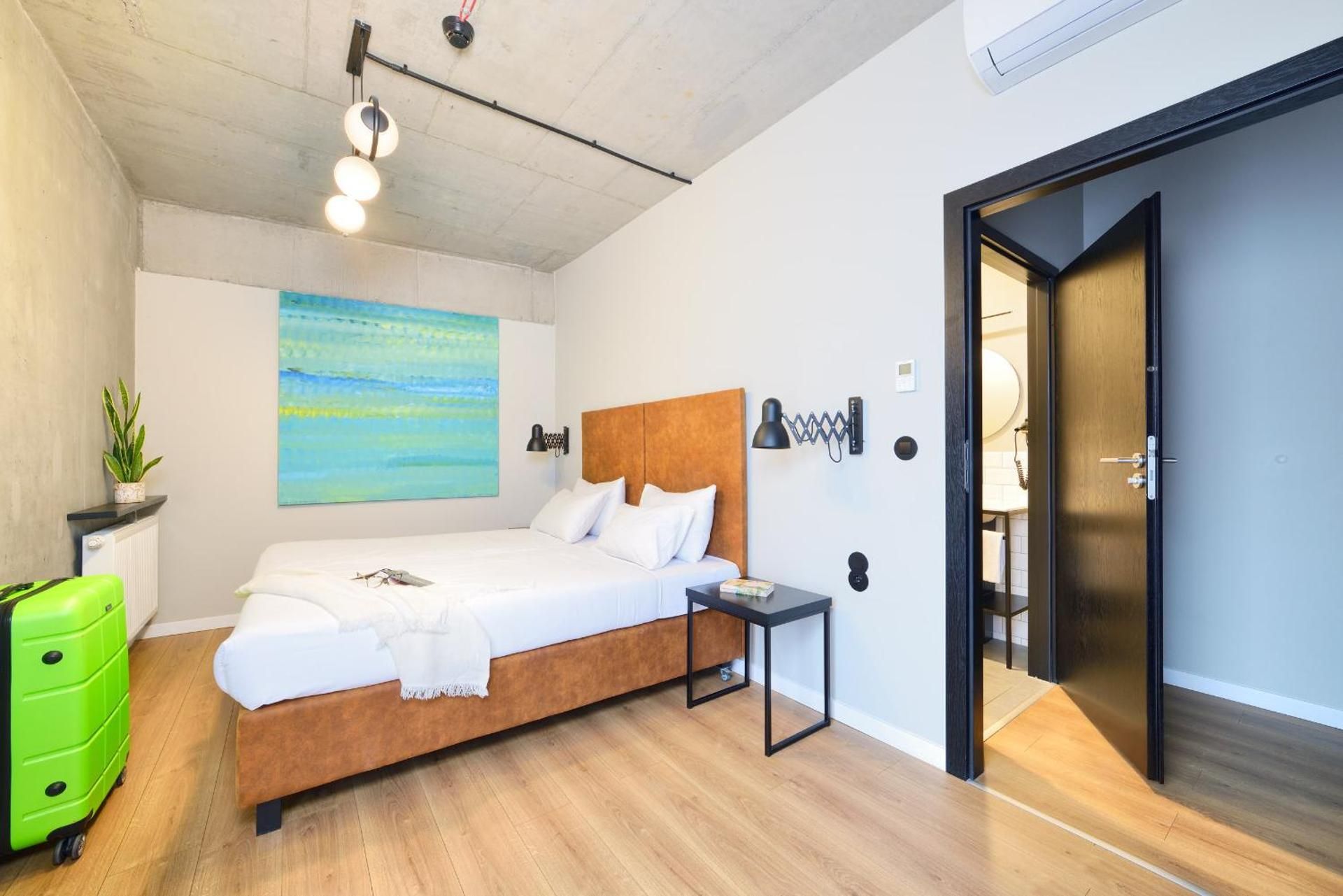 Two room studio with kitchen - FABRYKA building