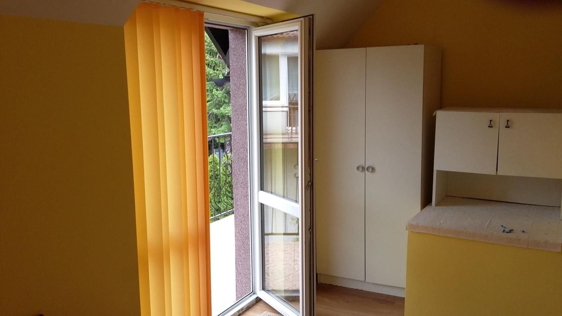 Single Room With Private Bathroom