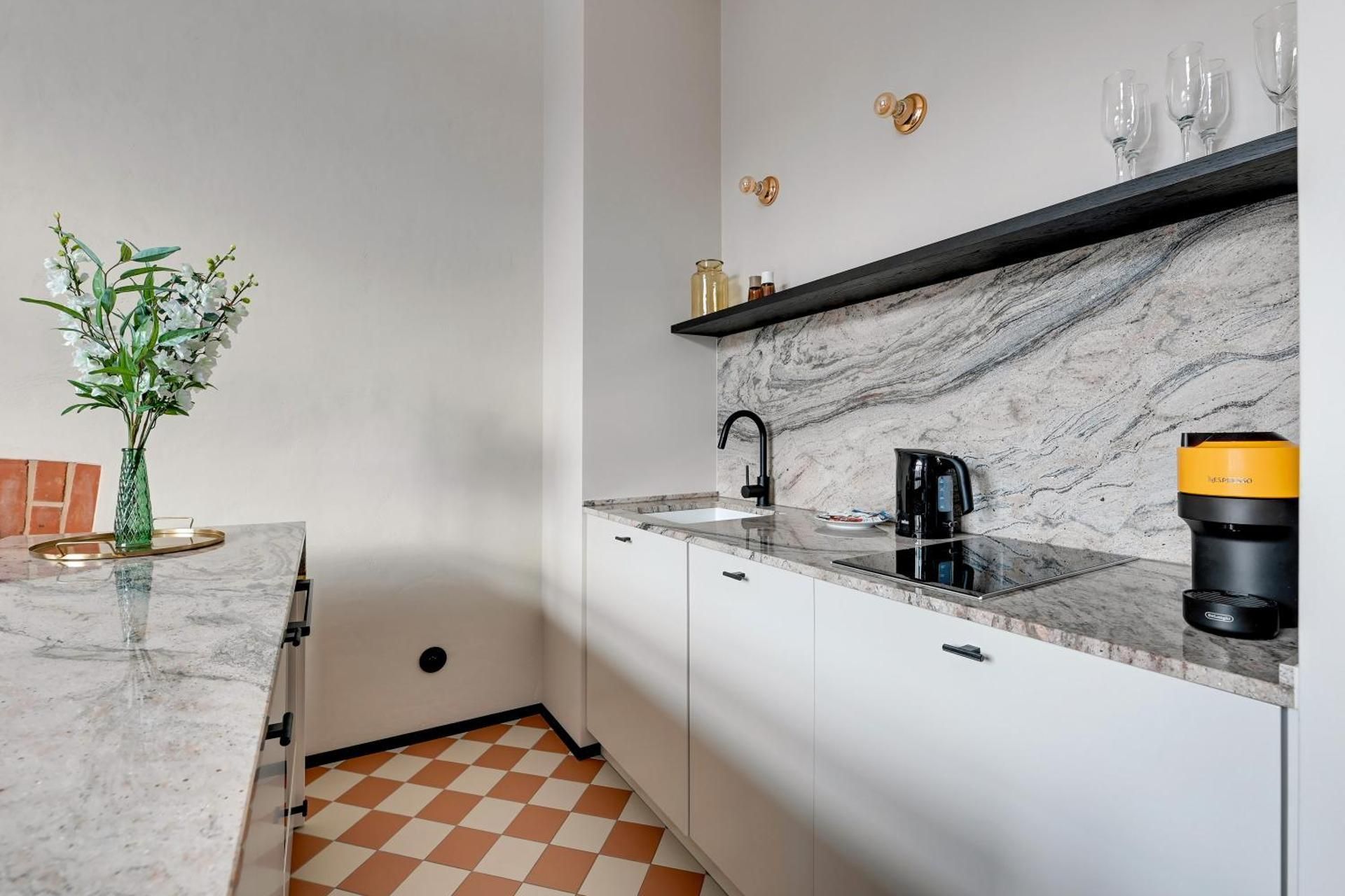 Superior Apartment with One Bedroom
