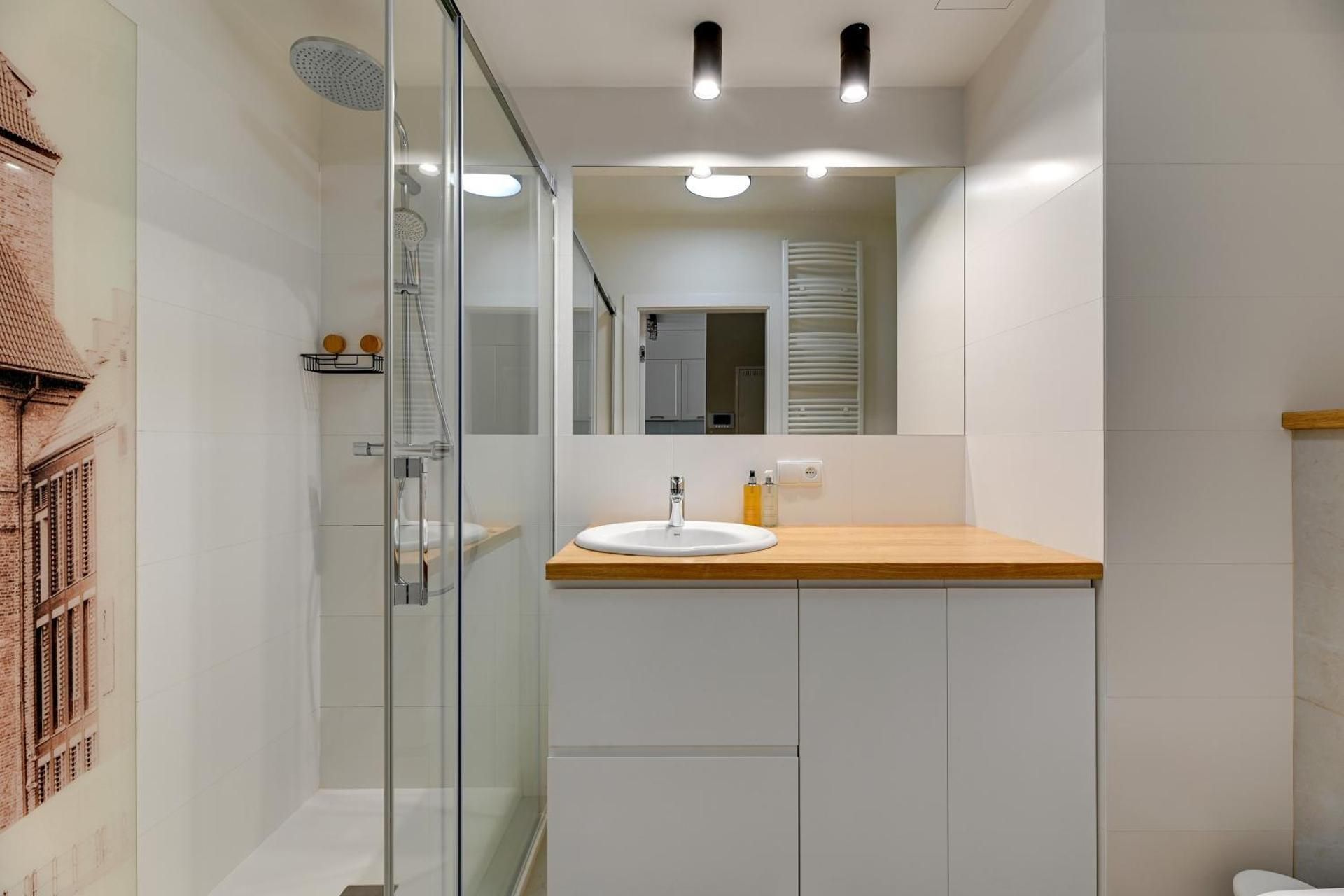 One-Bedroom Apartment with Balcony