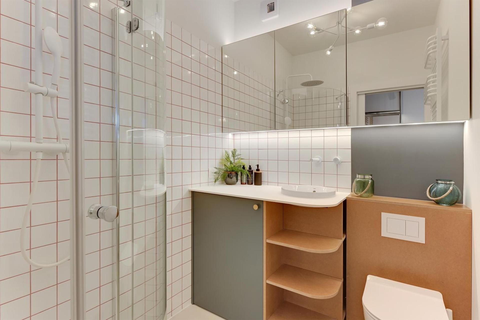 DOKI Living - Foodhall & Parking by Downtown Apartments Studio Apartment