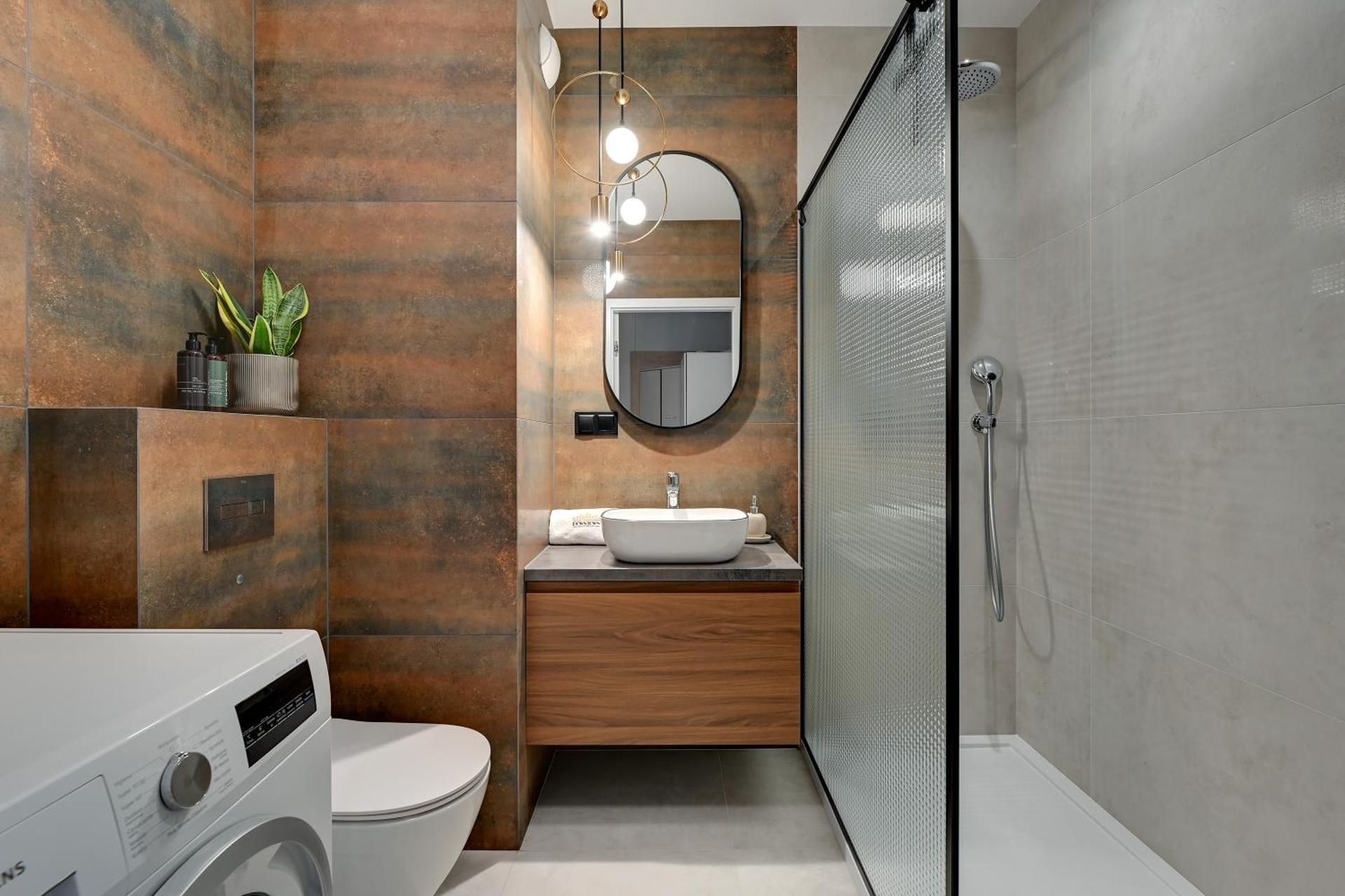 One-Bedroom Apartment with Balcony
