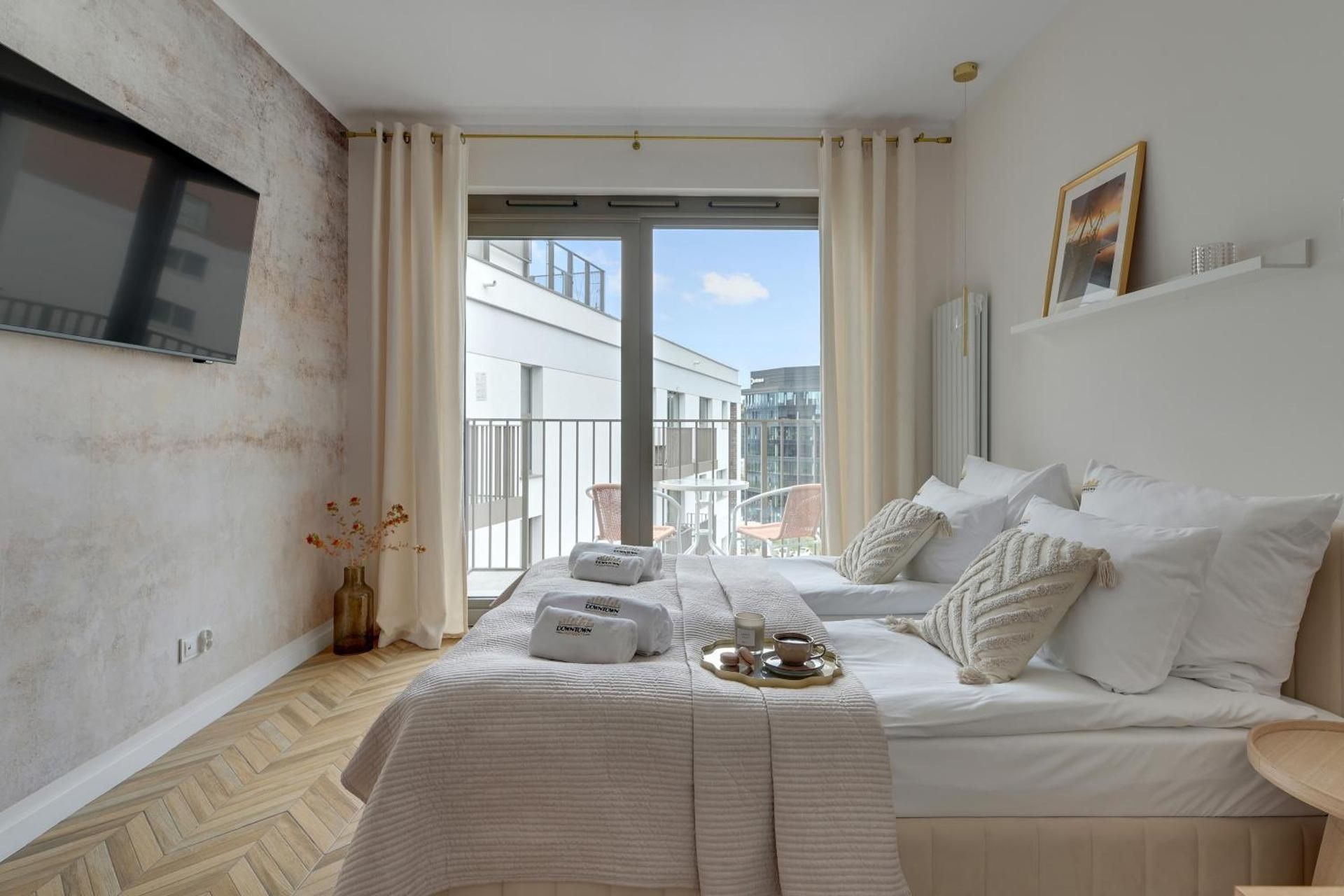 Studio with Balcony