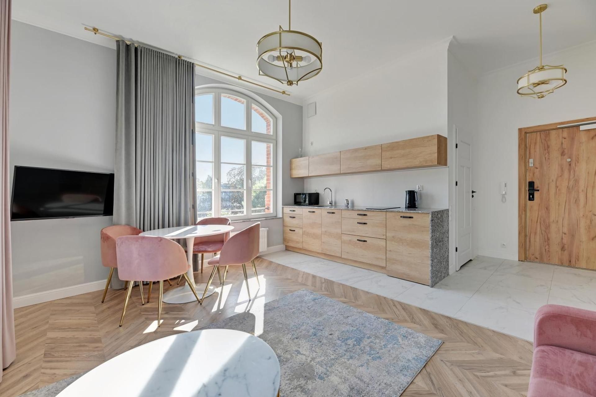 Deluxe Apartment