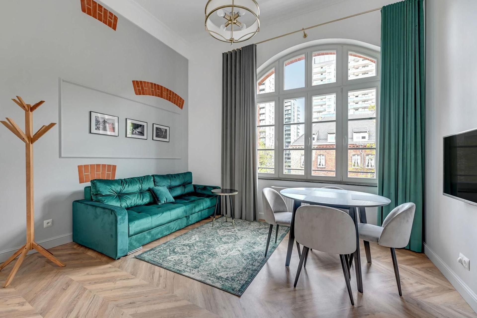 One-Bedroom Family Apartment