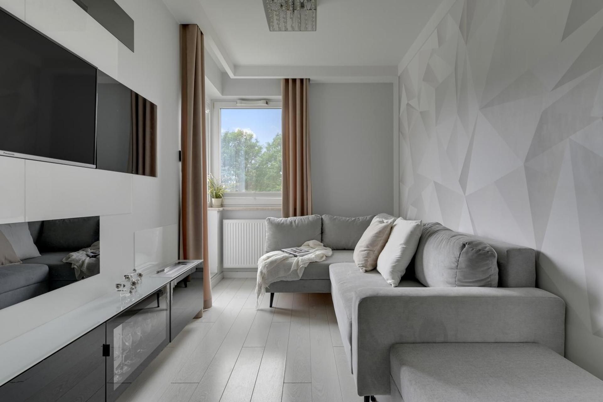 Two-Bedroom Deluxe Apartment with Balcony