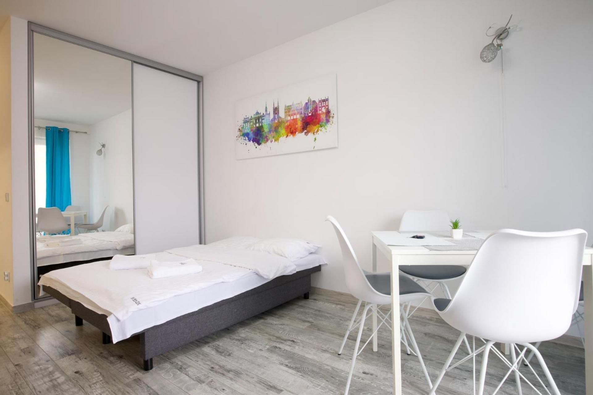 Studio Apartment