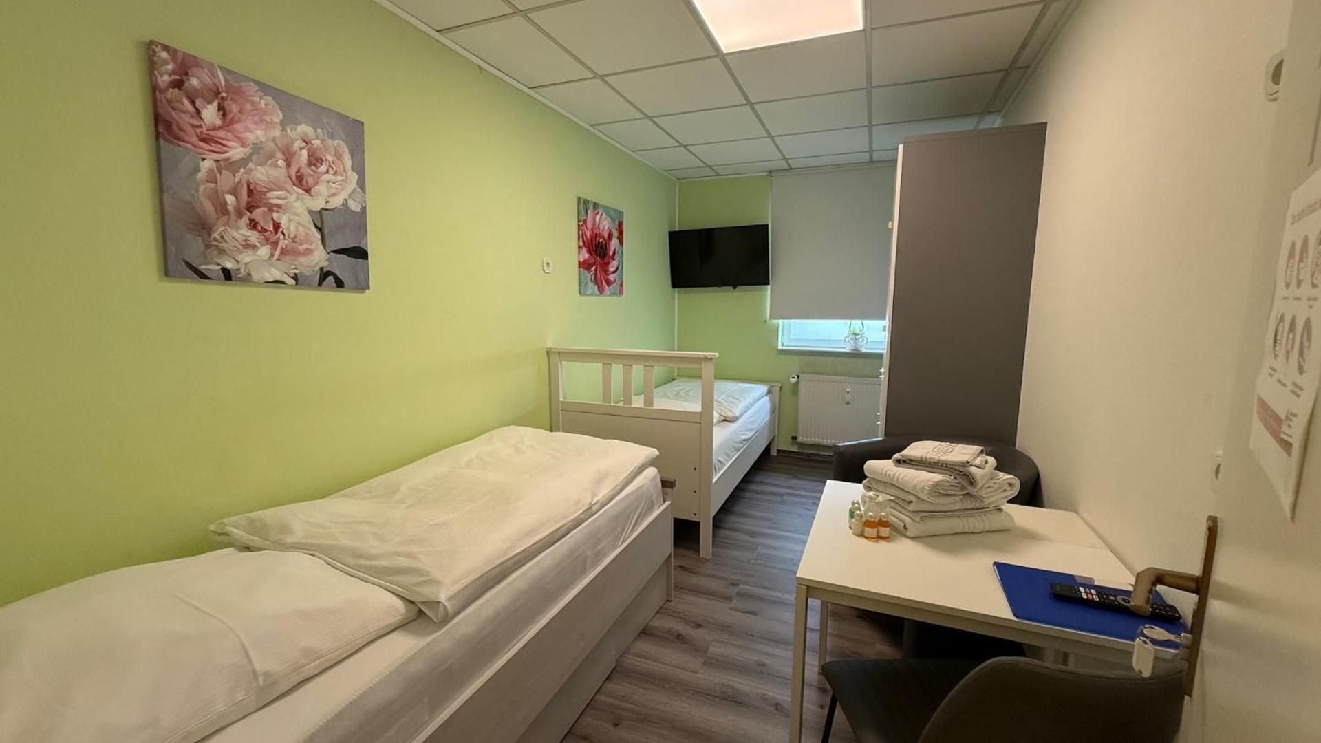 Twin Room with Shared Bathroom