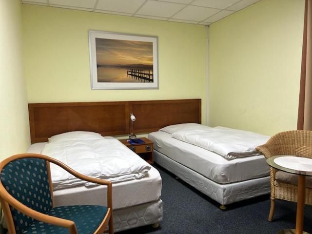 Twin Room with Shared Bathroom