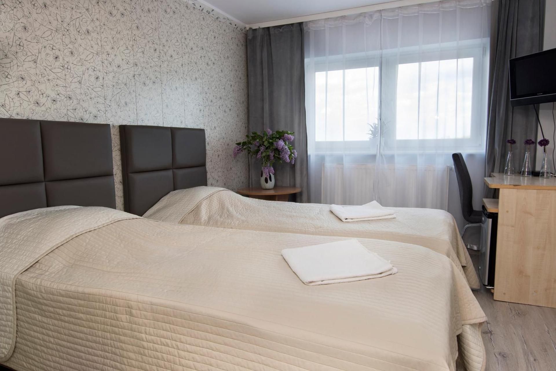 Western Hills Double Room 2