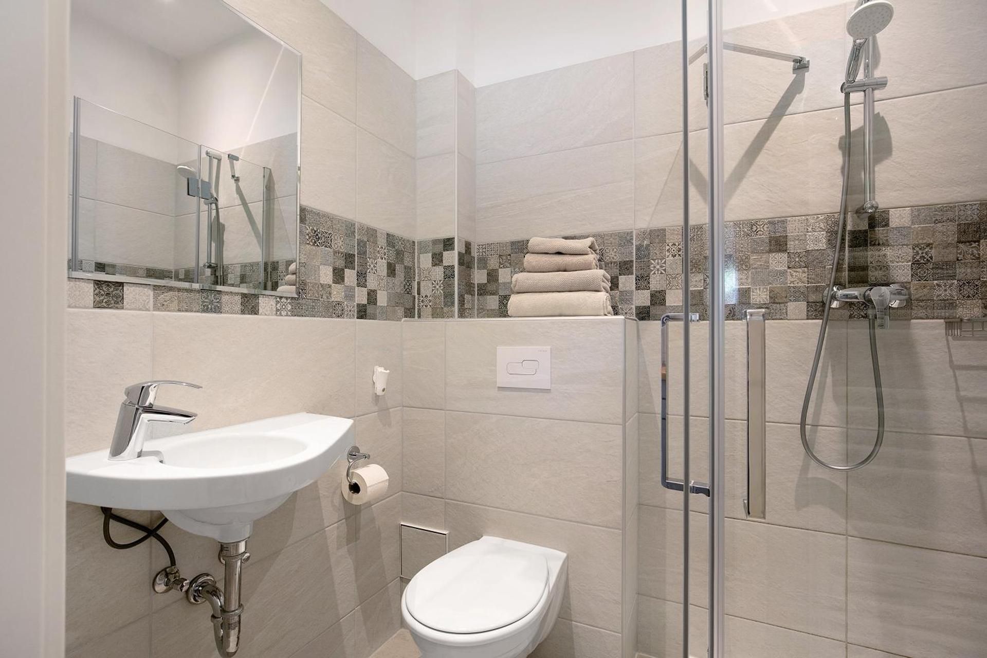 Superior One-Bedroom Apartment