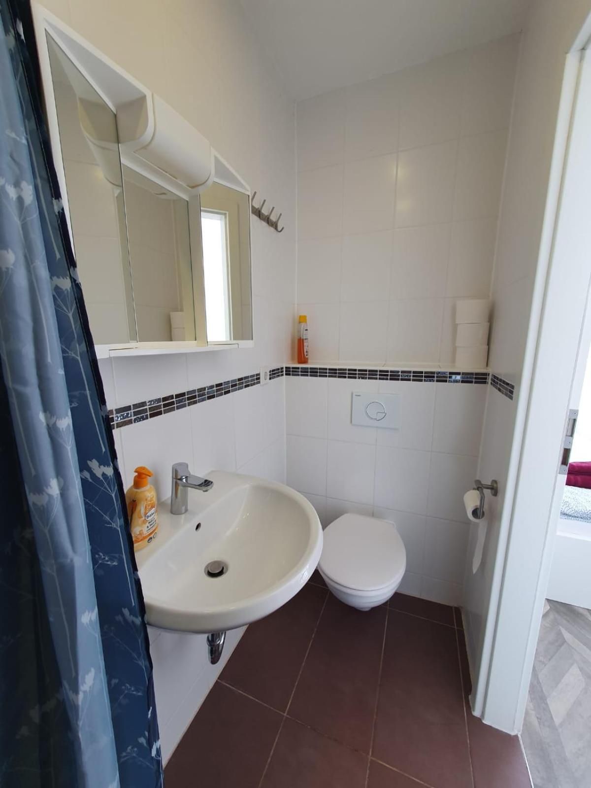 Twin Room with Private Bathroom