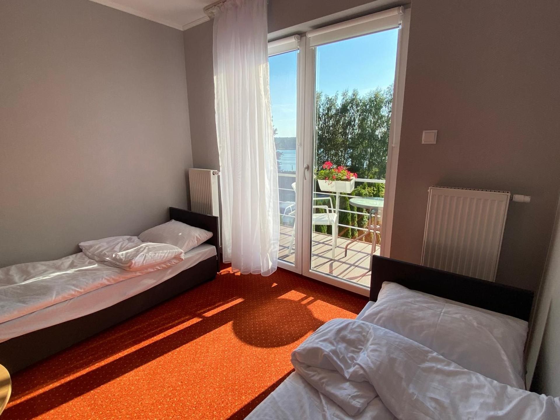 Quadruple Room with Terrace