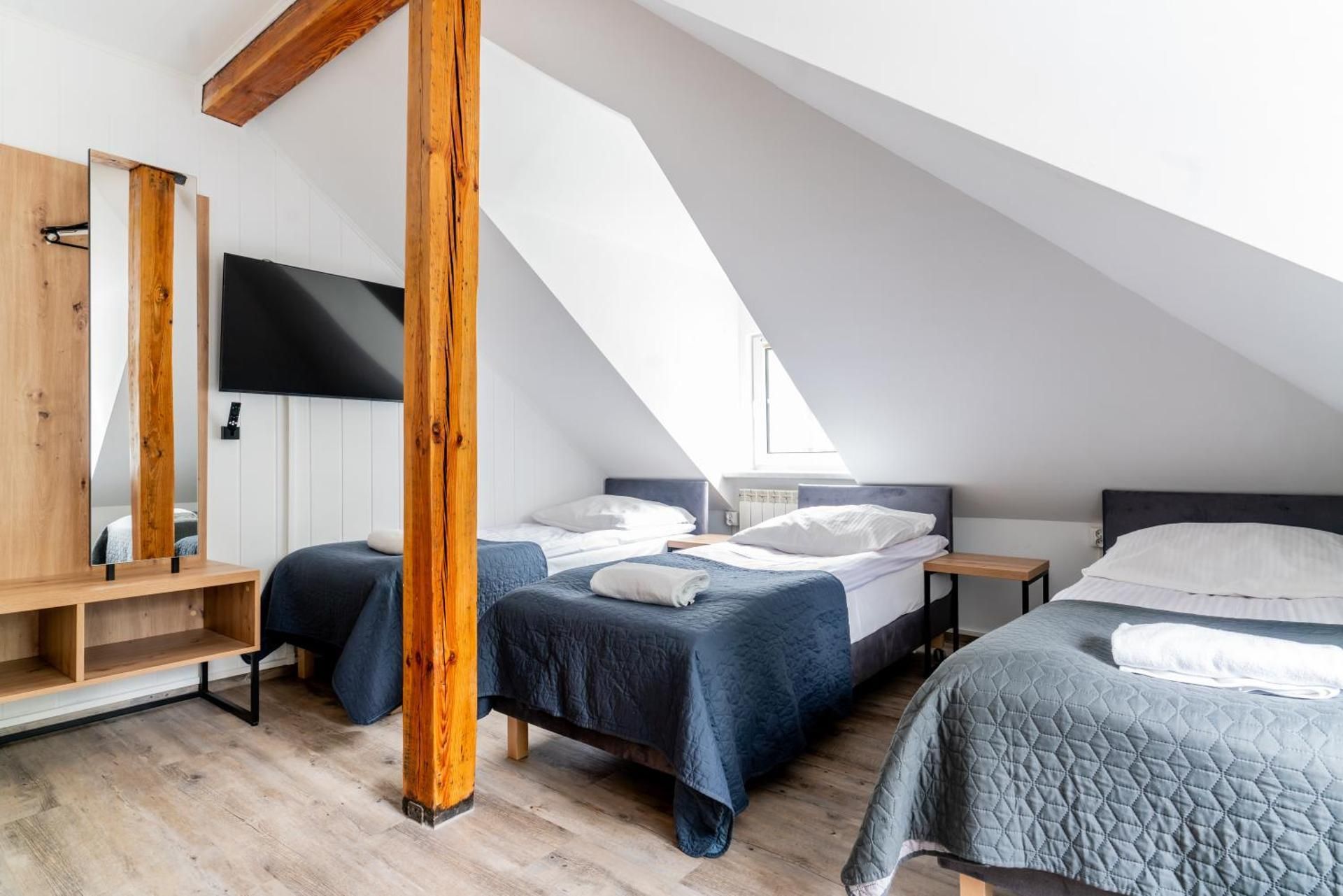 Triple Room with Lake View
