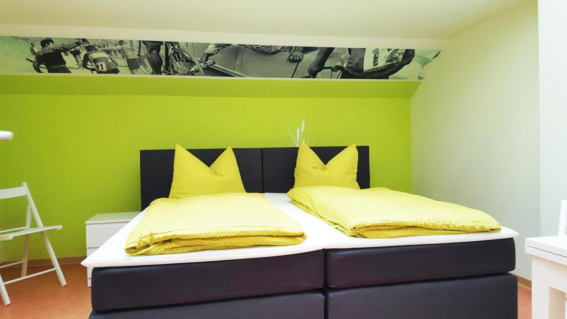 Standard Double Room with Shared Bathroom